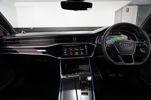 2020 Audi RS7 Quattro Hatch Image 25