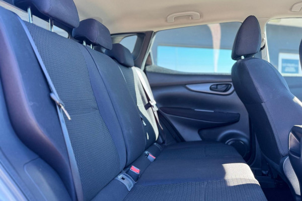 2016 Nissan QASHQAI J11 ST SUV Image 16