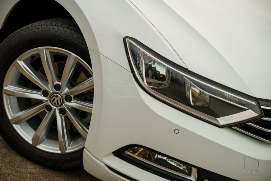 2017 Volkswagen Passat B8 132TSI Comfortline Sedan Image 6