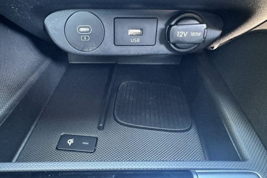 2024 Hyundai i30 CN7.V2 Premium Sedan Image 18