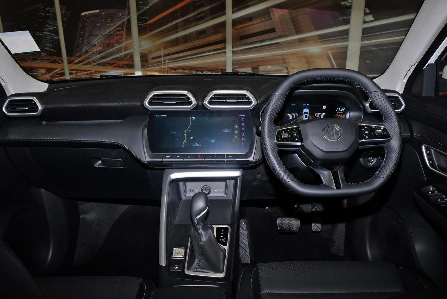 2025 MG ZS ZS32 Essence Turbo SUV Image 23