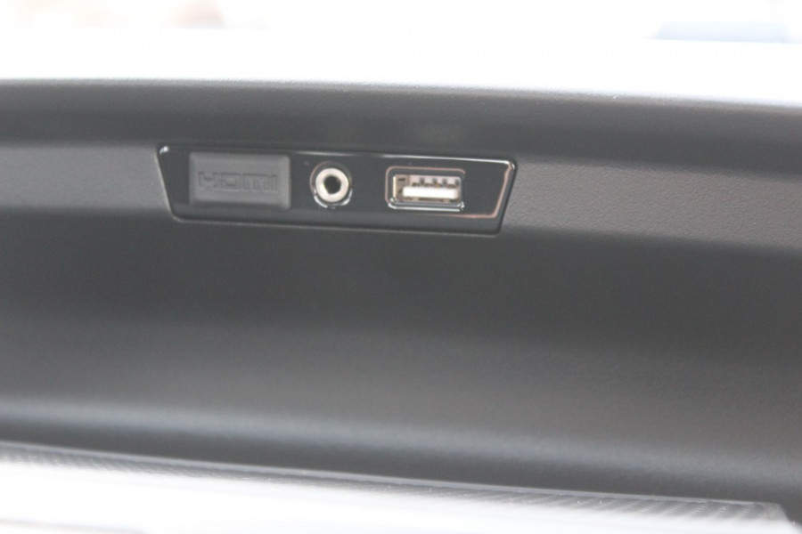 2019 Mazda BT-50 UR 4x4 3.2L Dual Cab Pickup XT Cab chassis Image 14