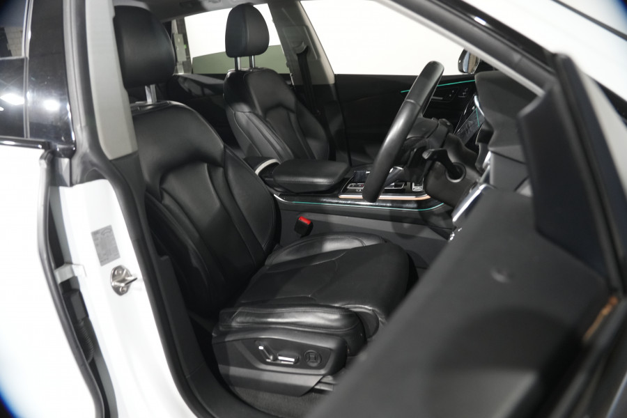 2019 Audi Q8 F1 55 TFSI SUV Image 31