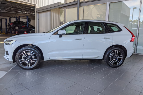 2018 Volvo XC60 (No Series) MY18 D4 Momentum Suv Image 4