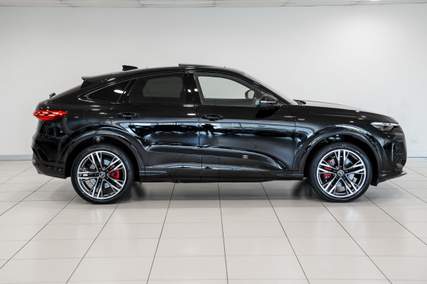 2026 Audi Q5 e-hybrid 270kW SUV image 3