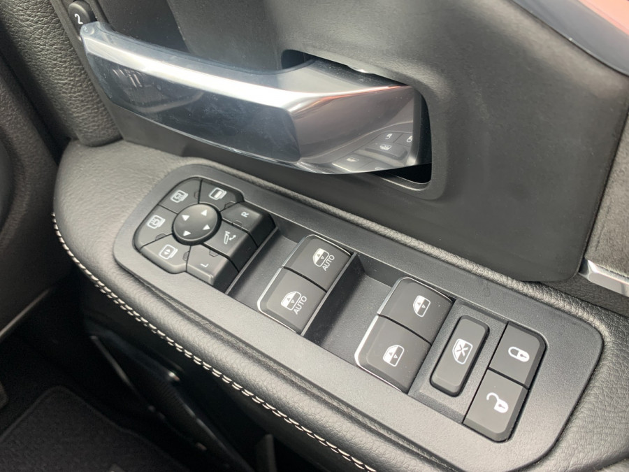2025 Ram 2500 DJ Laramie Dual Cab Image 25