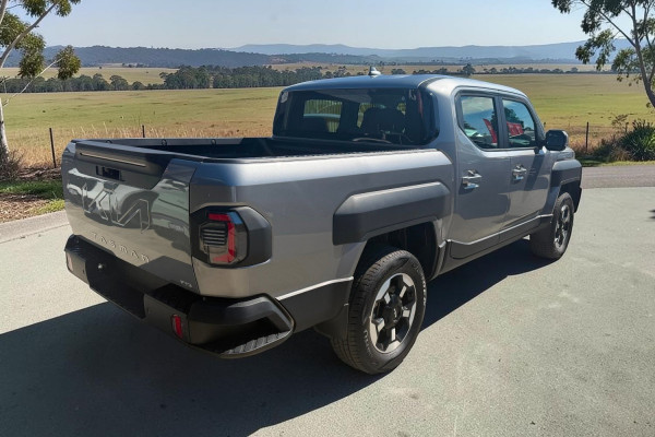 2025 MY26 Kia Tasman TK SX+ Ute Image 3