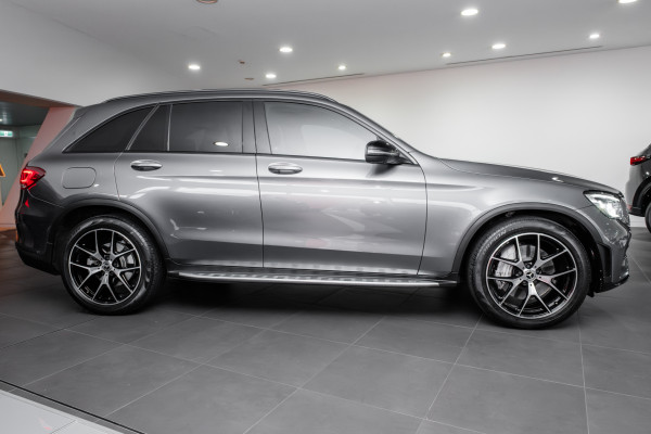 2021 Mercedes-Benz GLC-Class X253 GLC300 SUV image 3