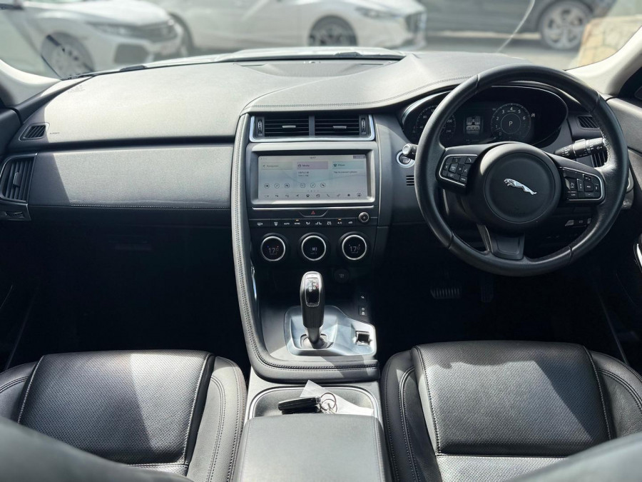 2019 Jaguar E-PACE X540 P250 SE SUV Image 9