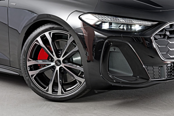 2025 Audi A5 B10 e-hybrid S-Line Wagon image 6