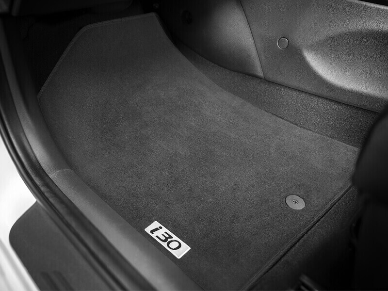 <img src="Tailored carpet floor mats (Set of 4).