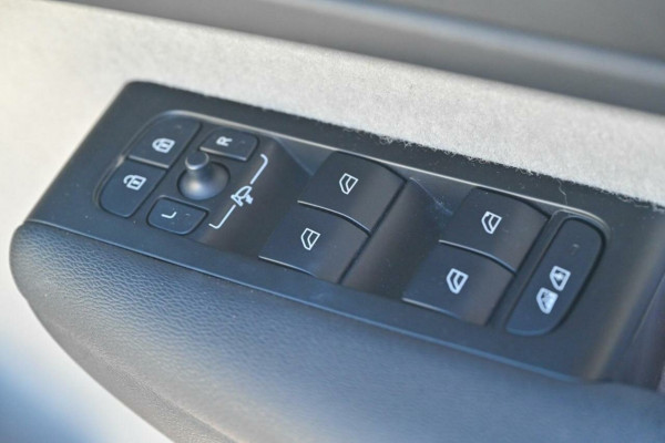 2020 MY21 Volvo XC40 XZ T4 Inscription SUV Image 7