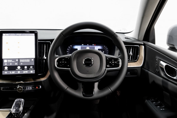 2026 Volvo XC60 UZ B5 Plus 2L Petrol AWD SUV Image 17
