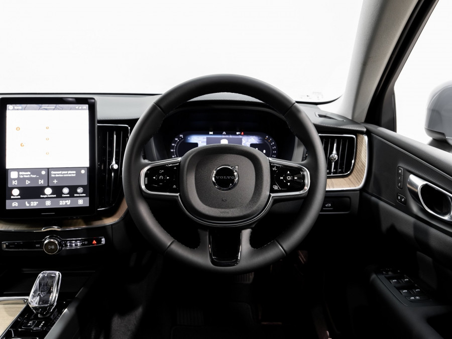 2026 Volvo XC60 UZ B5 Plus 2L Petrol AWD SUV Image 17