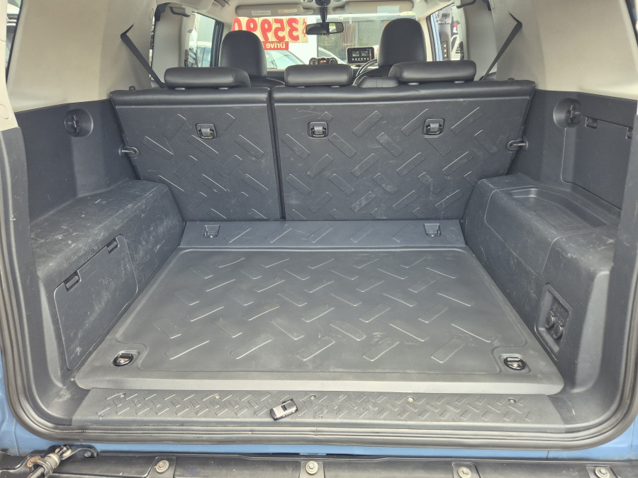 2015 MY14 Toyota FJ Cruiser GSJ15R SUV Image 30