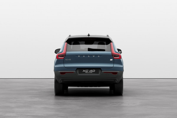 2024 Volvo XC40  Recharge Twin Pure Electric SUV Image 4