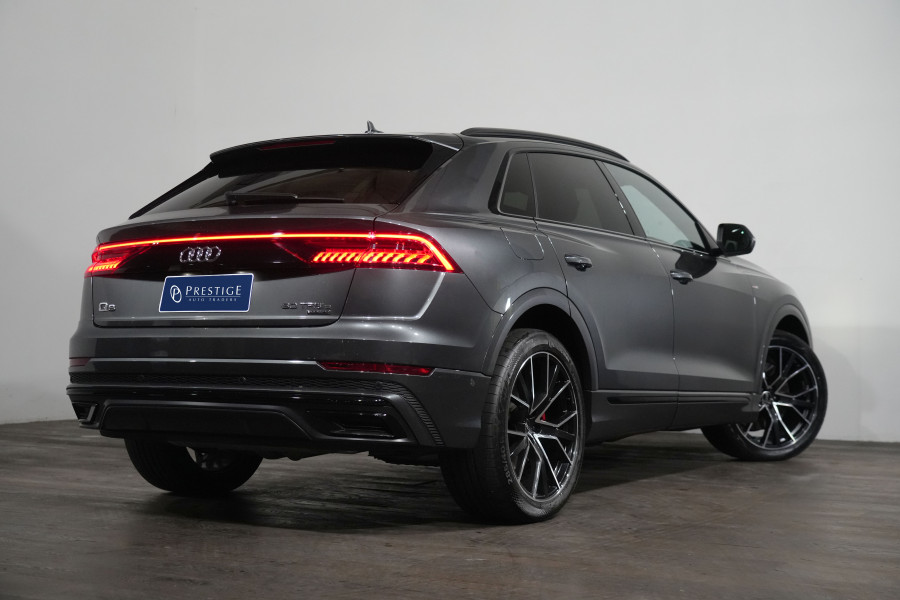 2024 Audi Q8 F1 60 TFSI e S Line SUV Image 7