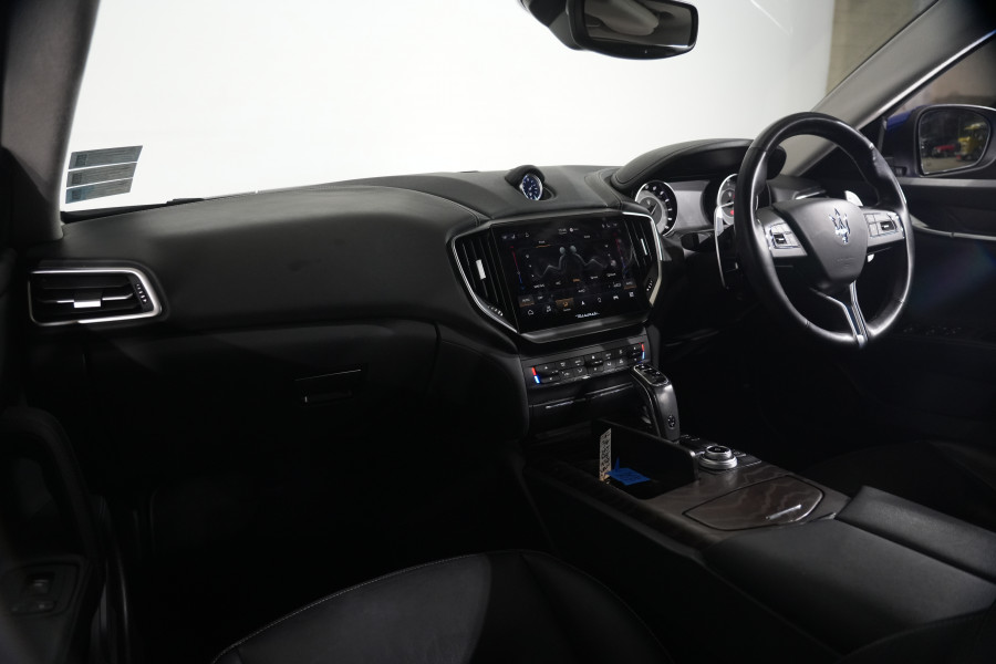 2021 Maserati Ghibli Sedan Image 11