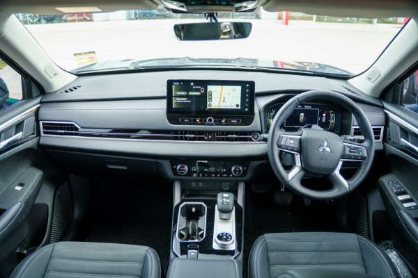 2025 Mitsubishi Outlander ZM Aspire SUV Image 18