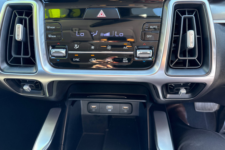 2020 MY21 Kia Sorento MQ4 Sport SUV Image 18