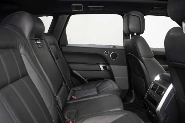 2021 Land Rover Range Rover Sport D300 SE SUV Image 3