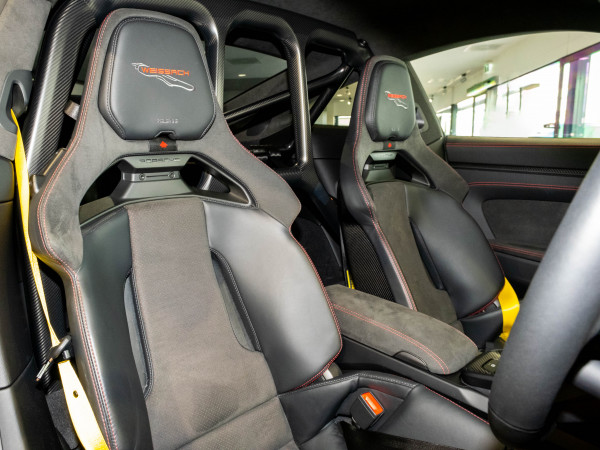 2025 Porsche 911 992 GT3 Coupe image 13