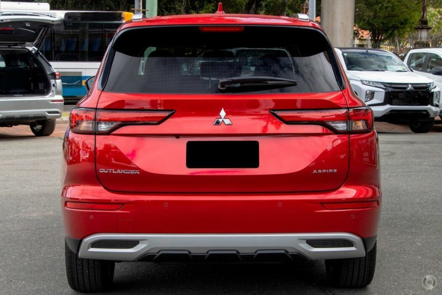 2024 Mitsubishi Outlander ZM Aspire SUV Image 7