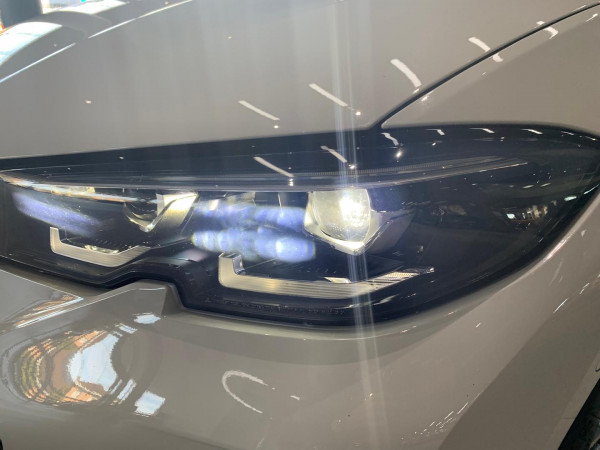 2021 BMW 3 Series G20 320i M Sport Sedan image 9