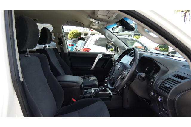 2023 Toyota LandCruiser Prado GDJ150R GXL SUV Image 13