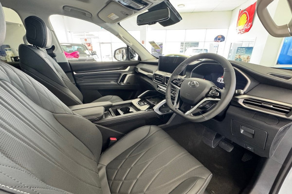 2025 LDV D90 SV9A Executive SUV Image 12