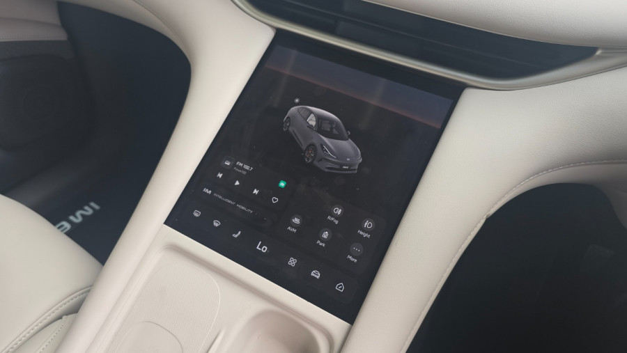 2025 MG IM6 S12L Platinum SUV Image 7