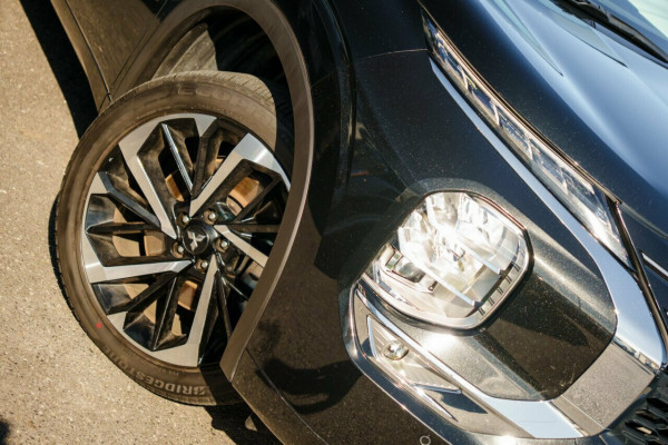 2023 MY24 Mitsubishi Outlander ZM Exceed SUV Image 6