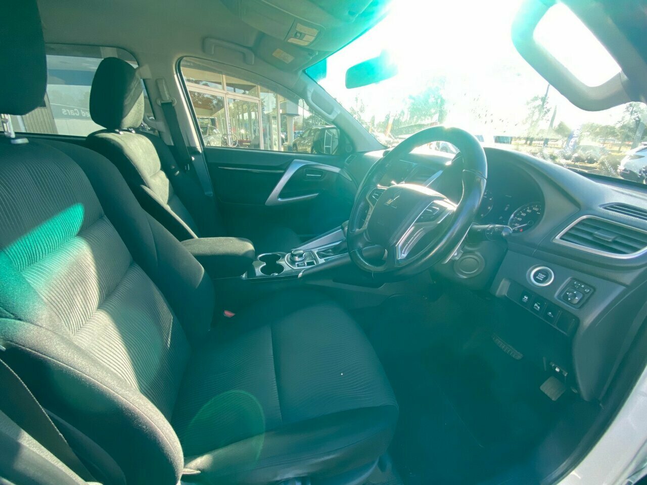 2018 Mitsubishi Pajero Sport QE MY18 GLX Wagon Image 12
