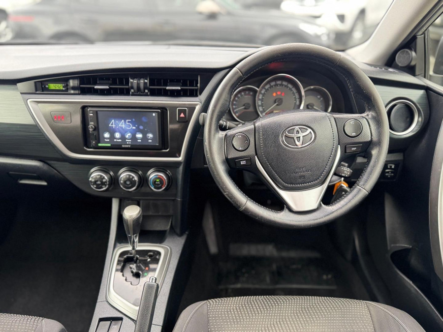 2014 Toyota Corolla ZRE182R Ascent Sport Hatch Image 17