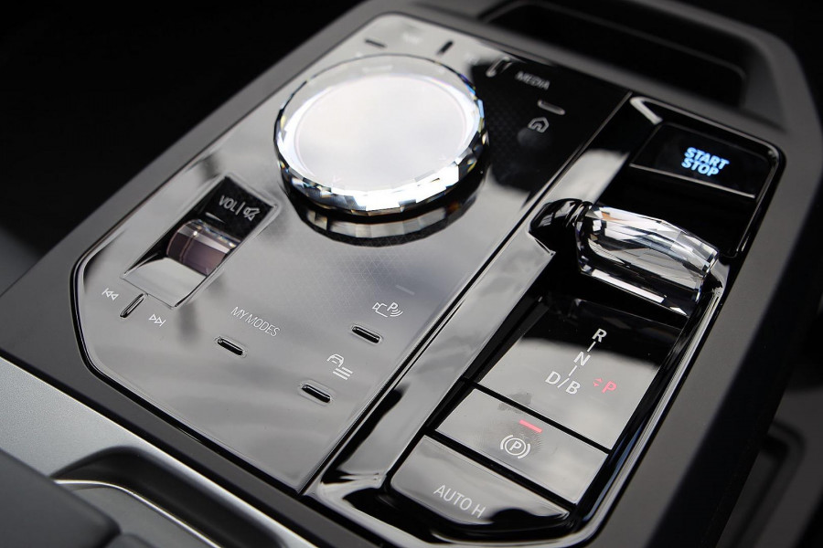 2025 BMW iX I20 xDrive45 M Sport SUV