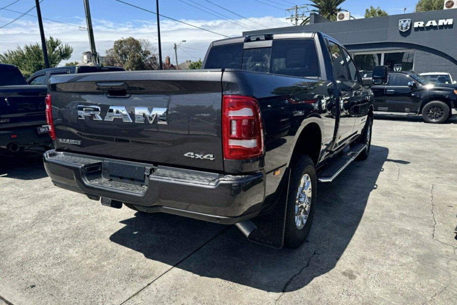 2023 Ram 2500 DJ Laramie Ute Image 6