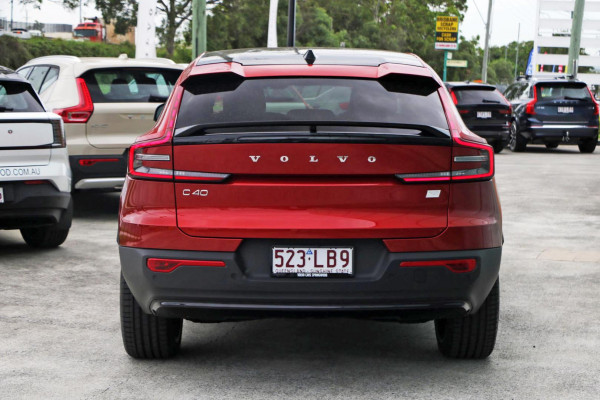 2023 Volvo C40 XK Recharge Twin SUV Image 4