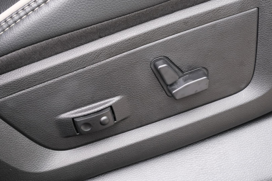2026 Ram 2500 DJ Laramie Ute Image 15