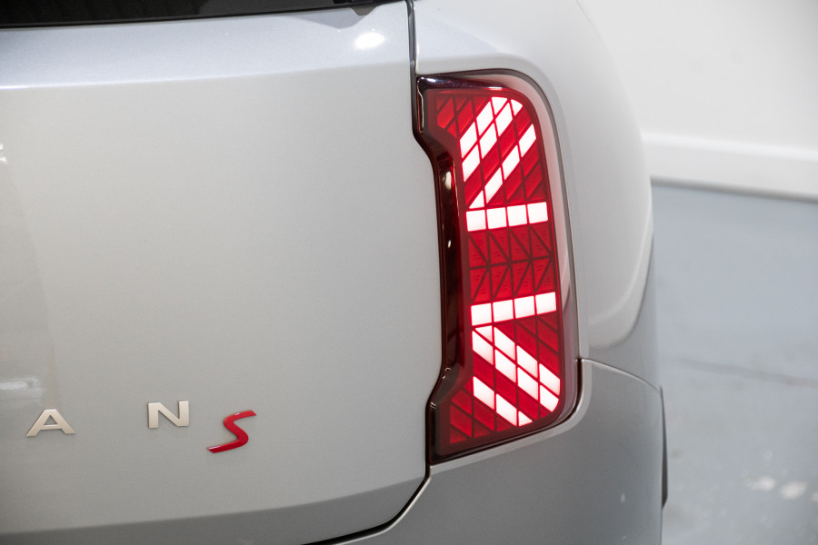 2024 MINI Countryman S Favoured SUV