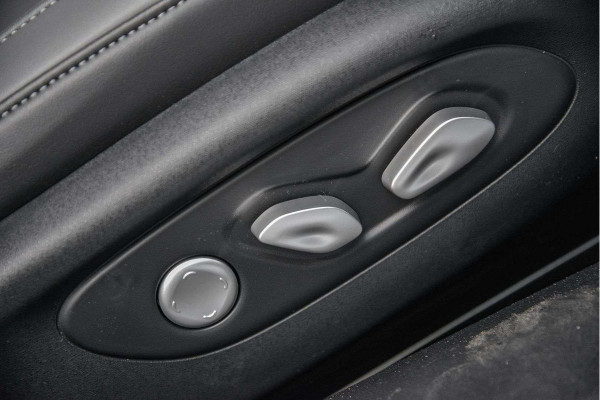 2026 MG IM5 P12L Premium Hatch Image 14