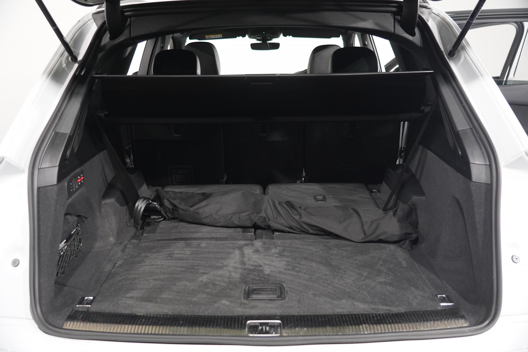 2023 Audi Q7 55 Tfsi S Line Quattro Mhev SUV Image 38