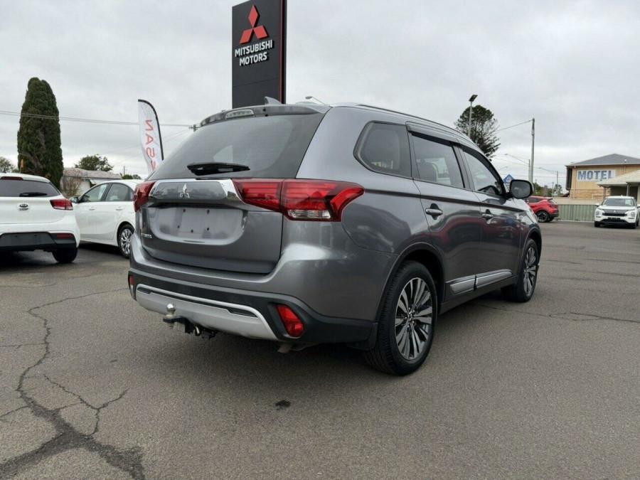 2019 Mitsubishi Outlander ZL ES SUV Image 21