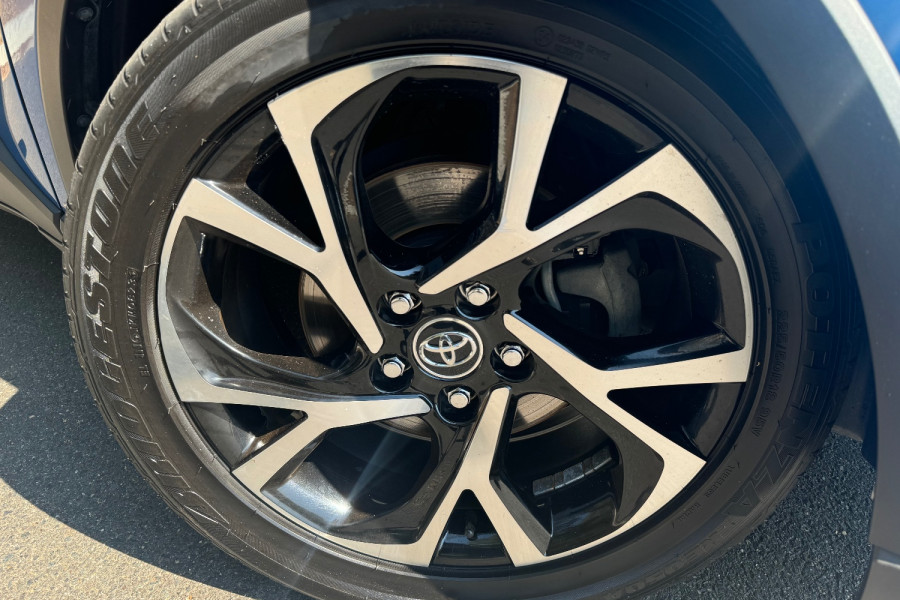 2016 Toyota C-HR NGX50R Koba SUV Image 11