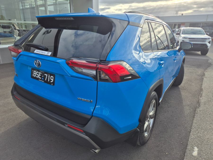 2021 Toyota RAV4 AXAH54R GXL SUV Image 13