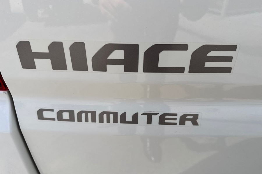 2019 Toyota HiAce GDH300R Commuter Van Image 20