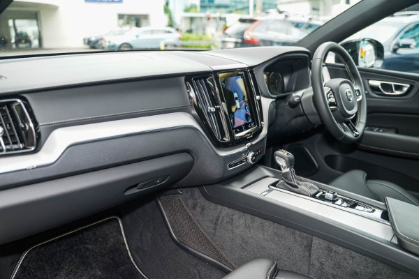 2020 MY21 Volvo XC60 UZ T6 R-Design Suv Image 5