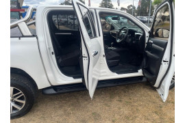 2019 Toyota HiLux  SR5 Ute