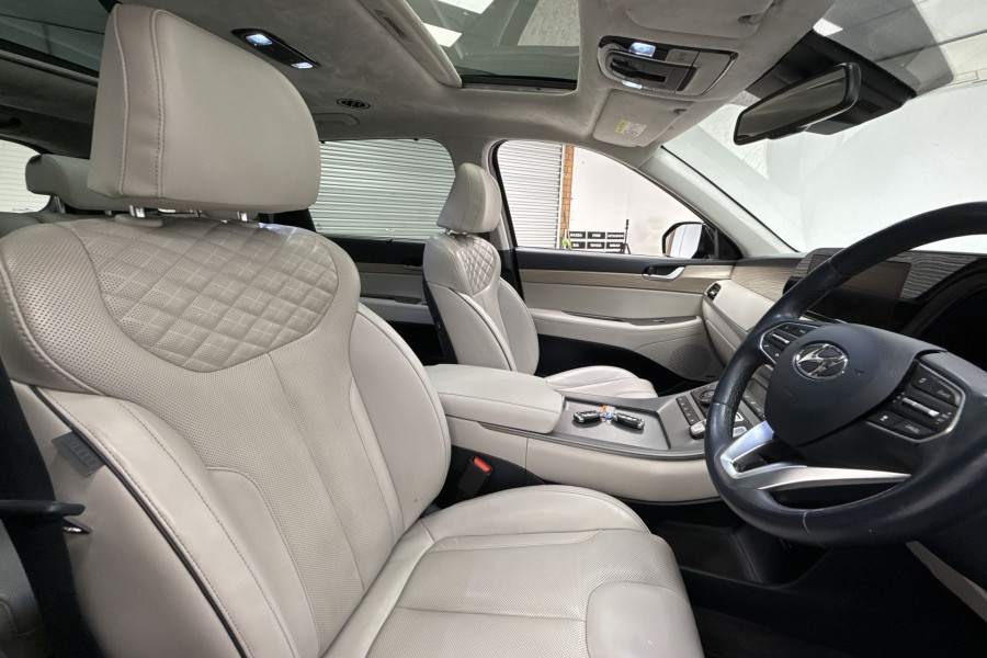 2021 Hyundai Palisade LX2.V1 Highlander SUV Image 21