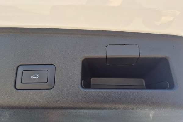 2026 Jaecoo J5  Summit SUV Image 7