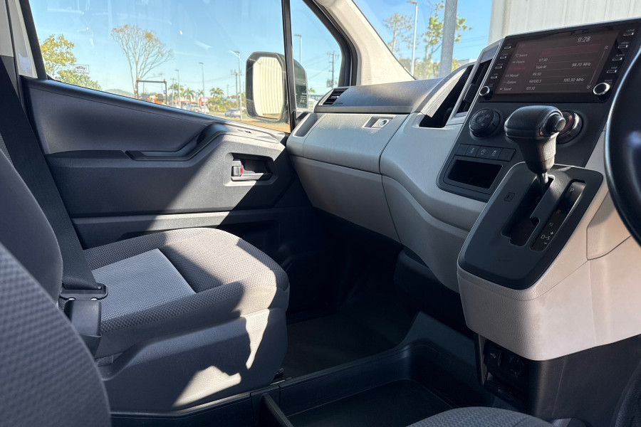 2021 Toyota HiAce GRH300R  Van Image 14